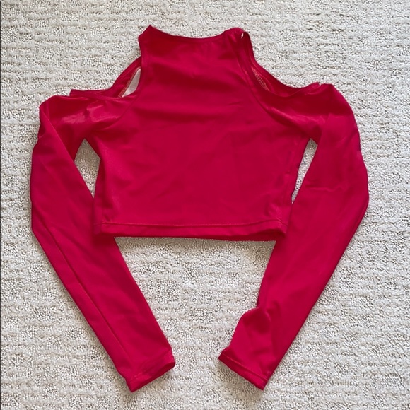 balera Other - Balera long sleeve cold should crop
